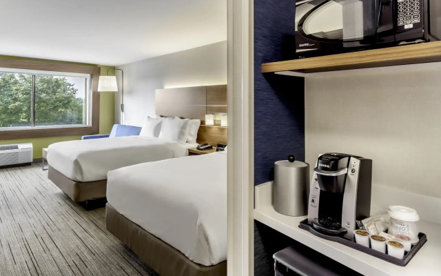 Holiday Inn Express Milwaukee West Allis by IHG