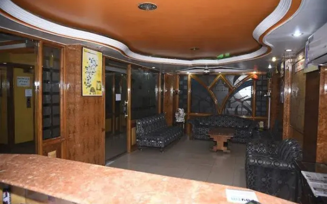 Hotel Sharda
