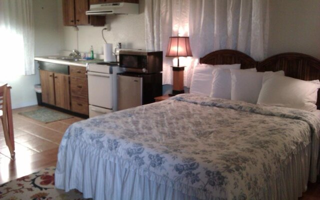 Fir Grove Motel