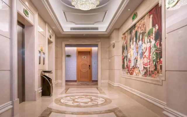 Vienna International Hotel Shen Zhen Buji Dafen shop