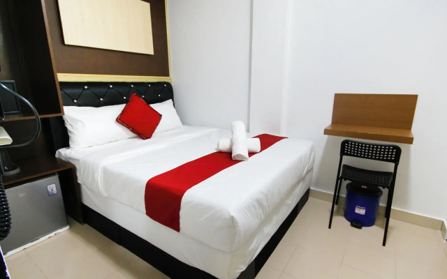 Red Velvet Inn Hotel