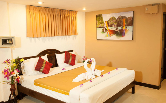 Rich Resort Beachside Hotel
