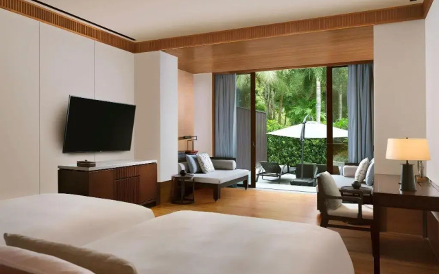 Le Meridien Shimei Bay Beach