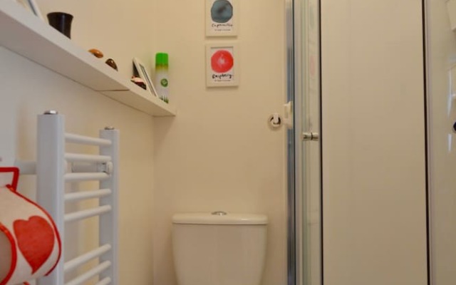 1 Bedroom Flat In West Edinburgh