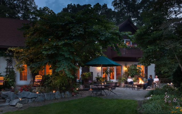 Swiss Woods Bed & Breakfast Inn