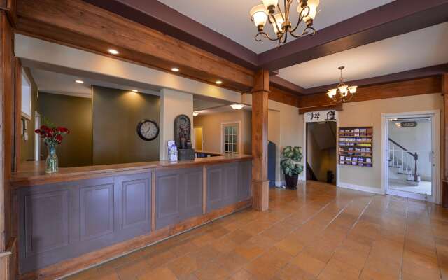 Canadas Best Value Inn & Suites Charlottetown