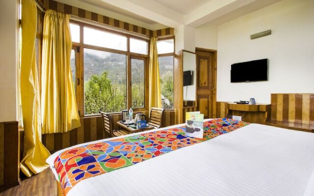 FabHotel Whispiring Wood