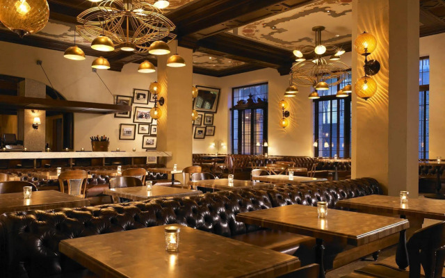 The Hollywood Roosevelt