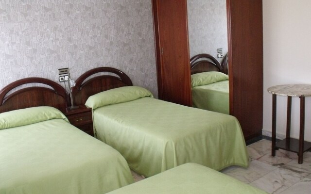 Hostal Salones Victoria