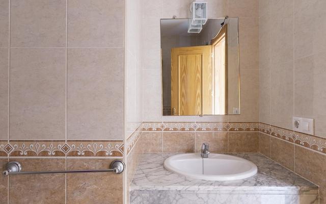 Lovely Holiday Home in Almeria near Sea Beach