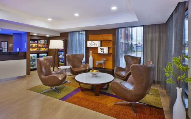Holiday Inn Express Reston Herndon-Dulles Airport