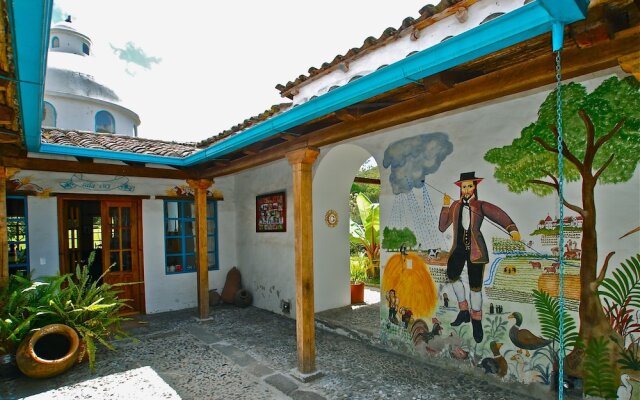 Las Palmeras Inn