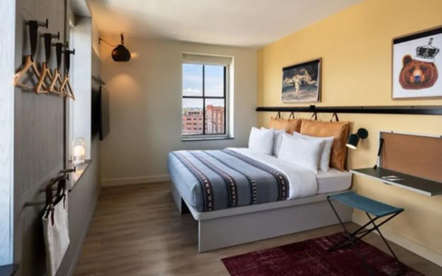 Moxy Springfield Downtown