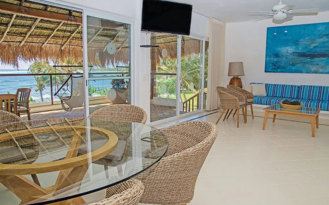 Las Villas Akumal 3B-9 by SkyRun
