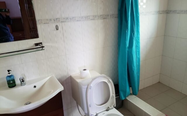 Nabegyi Hotel