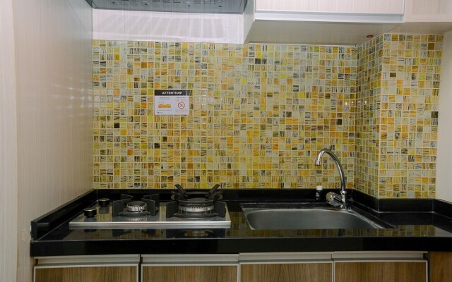 Comfy And Best Deal Studio Room Tifolia Apartment By Travelio