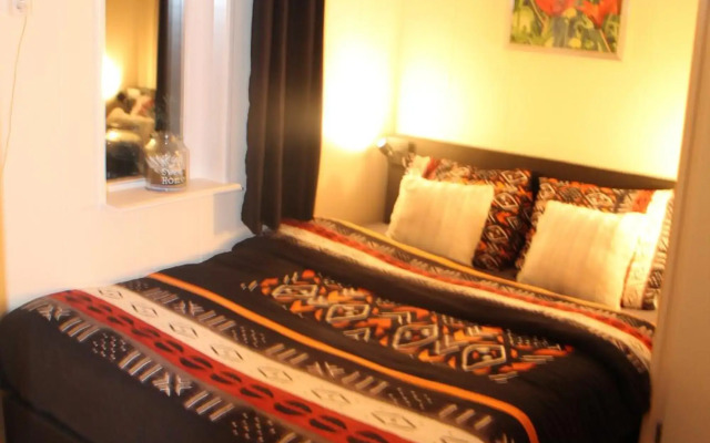 Di'Mami House