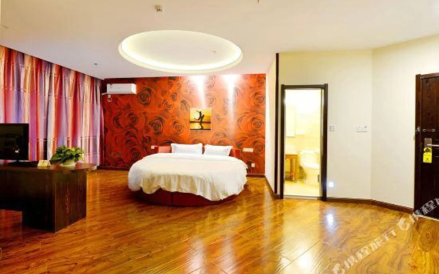 Super 8 Hotel (Penglai Penglaige Dengzhou Road)