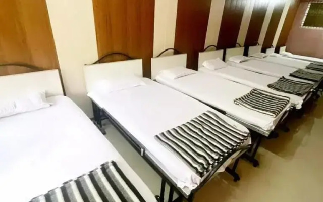 Shree Lodge