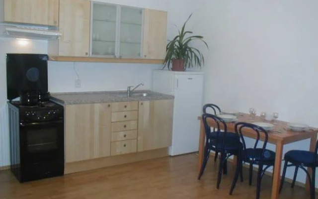 Navratilova Apartments