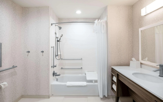 Home2 Suites by Hilton Houston IAH Airport Beltway 8