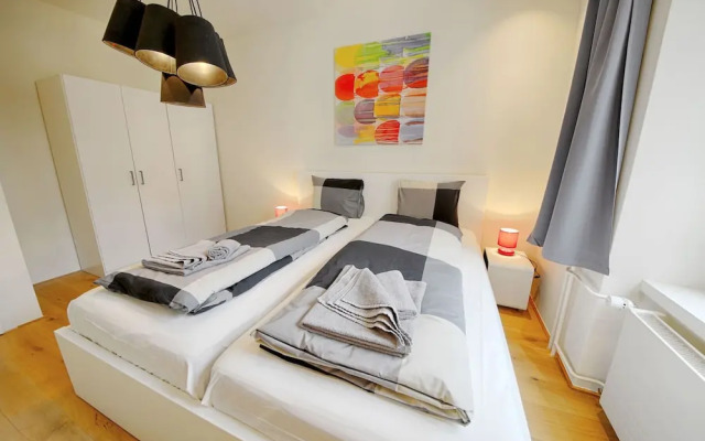 Hitrental City Apartments