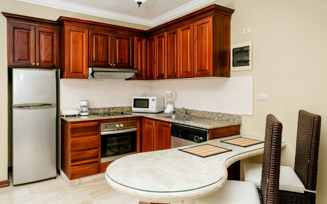 Palm Green Vacations Whitesands
