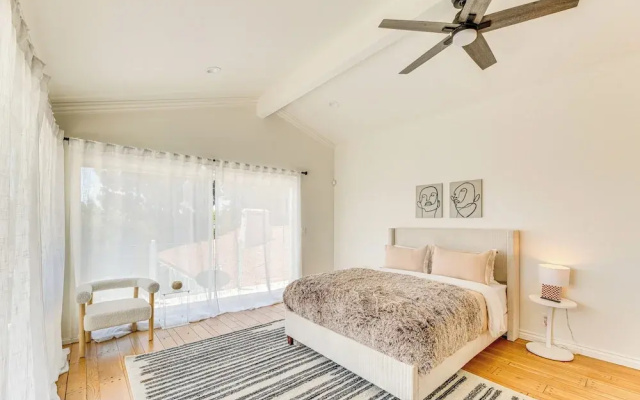 Los Angeles Home w/ Private Pool, Mtn & Lake View!