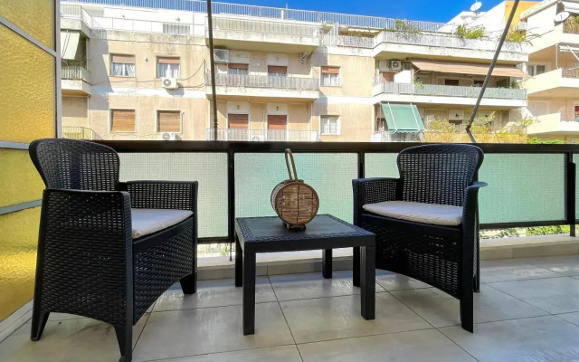 Riankour Central 90sqm apt in Panormou