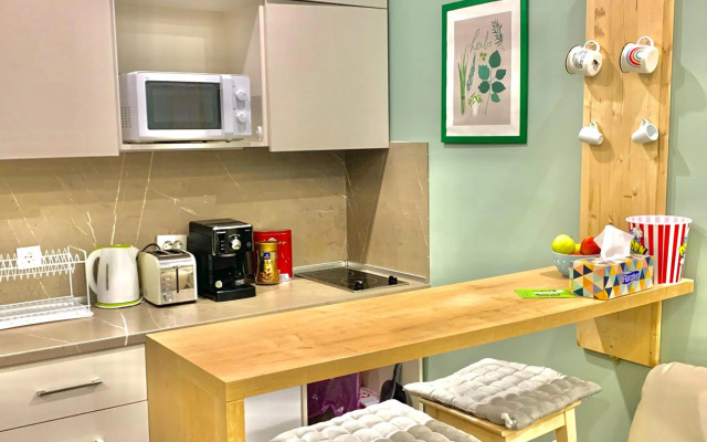 Exceptional Refurnished Studio TOP Location