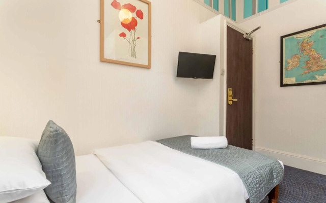 St Athans Hotel