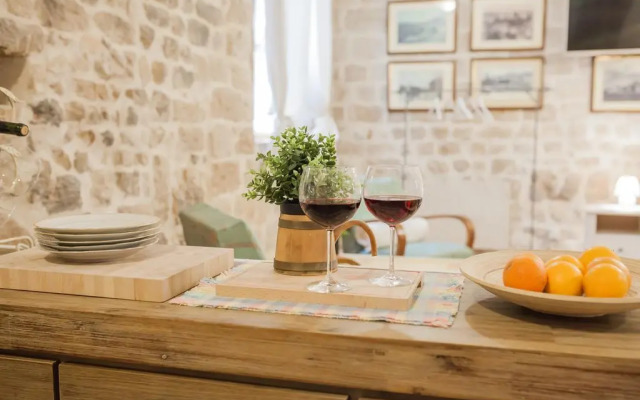 Bramasole Apartments