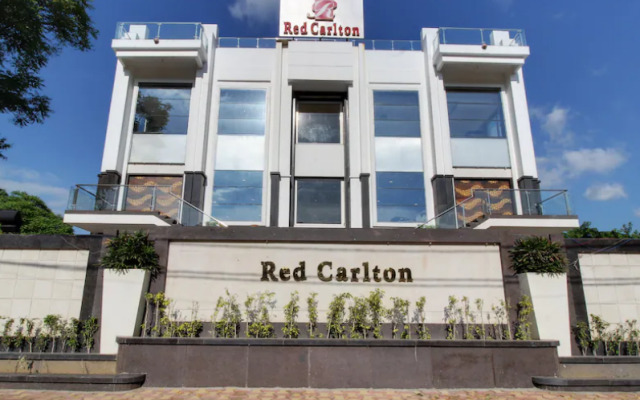 Red Carlton