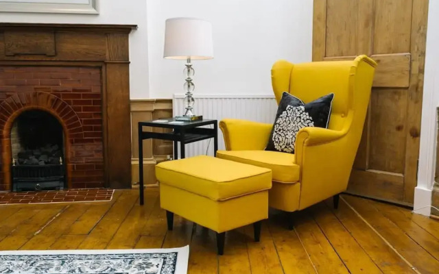 JOIVY Great Location! Heart of City Centre 3bed Apartment