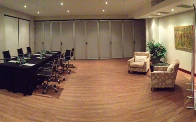 Regency Park Hotel