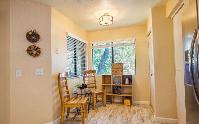 100th Scottsdale #2191 3 Bedroom Condo by Redawning