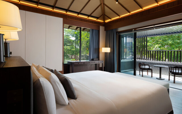 Le Meridien Shimei Bay Beach Resort & Spa