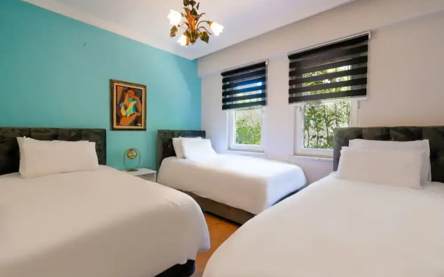 Peaceful Flat with Shared Pool in Camyuva Kemer