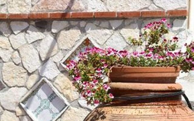 Camere & Casa Vacanze Lo Scoglio