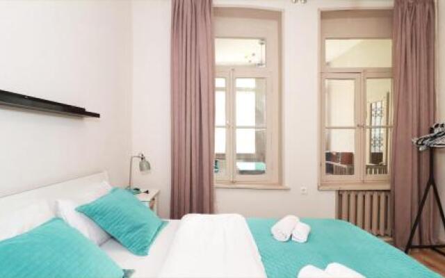 Mixstyle Apartment Near Fabrika