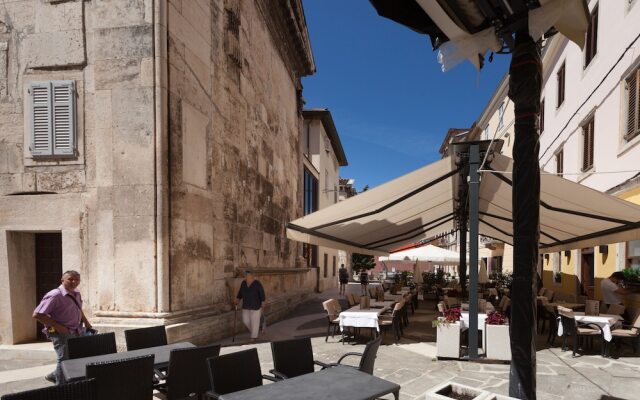 Diana City Hall View