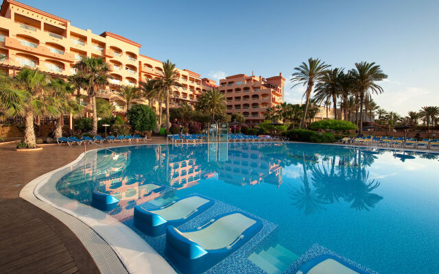 Elba Sara Beach & Golf Resort