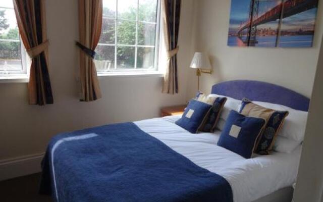 Hillmorton Manor Hotel