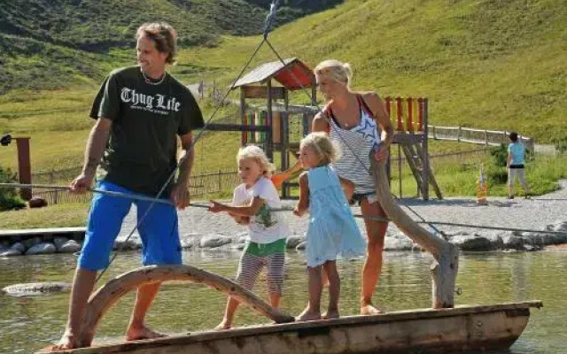Zillertal Suites Fügen