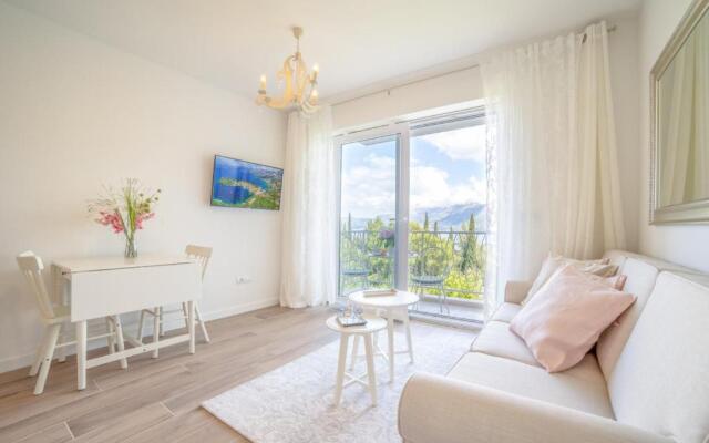 Mary Ann Apartment 2