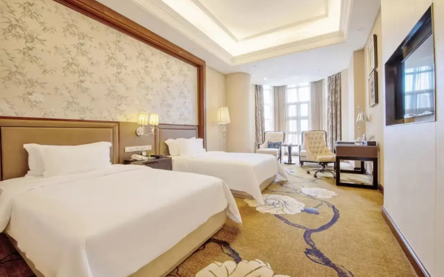 Days Hotel by Wyndham Logan City Huizhou