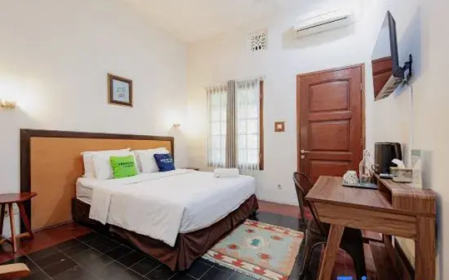 Urbanview Rumah Ebo Dago Bandung