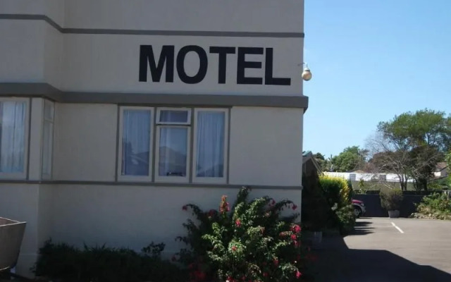 Trentham Motel