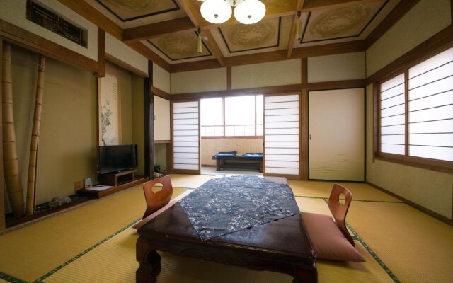 Hotel Housenkaku