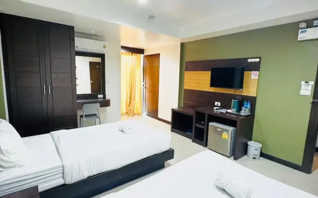La Casa Patong
